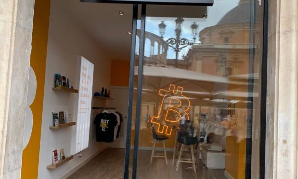 bitcointeller_bitcoin_atm_158ed394d6-4.jpg