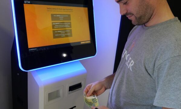 bitcointeller_bitcoin_atm_8e93b4ea41-4.jpg