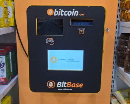 generalbytes_bitcoin_atm_cfc24e2704-4.jpg