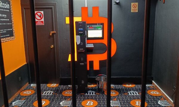 shitcoinsclub_bitcoin_atm_2ce9be79f9-4.jpg