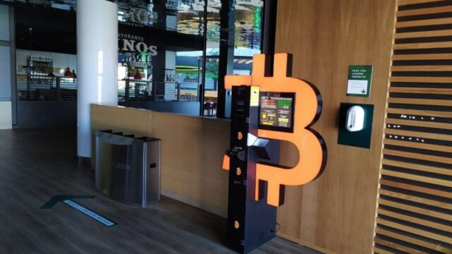 shitcoinsclub_bitcoin_atm_4672cf0c79-4.jpg