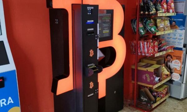 shitcoinsclub_bitcoin_atm_81468a70b5-4.jpg