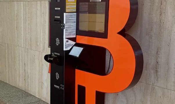 shitcoinsclub_bitcoin_atm_9f8dbe0e26-4.jpg