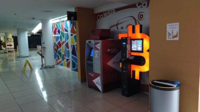 shitcoinsclub_bitcoin_atm_e6b09d0b50-4.jpg